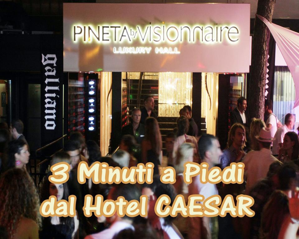 Hotel Caesar Bed And Breakfast Milano Marittima Exteriör bild