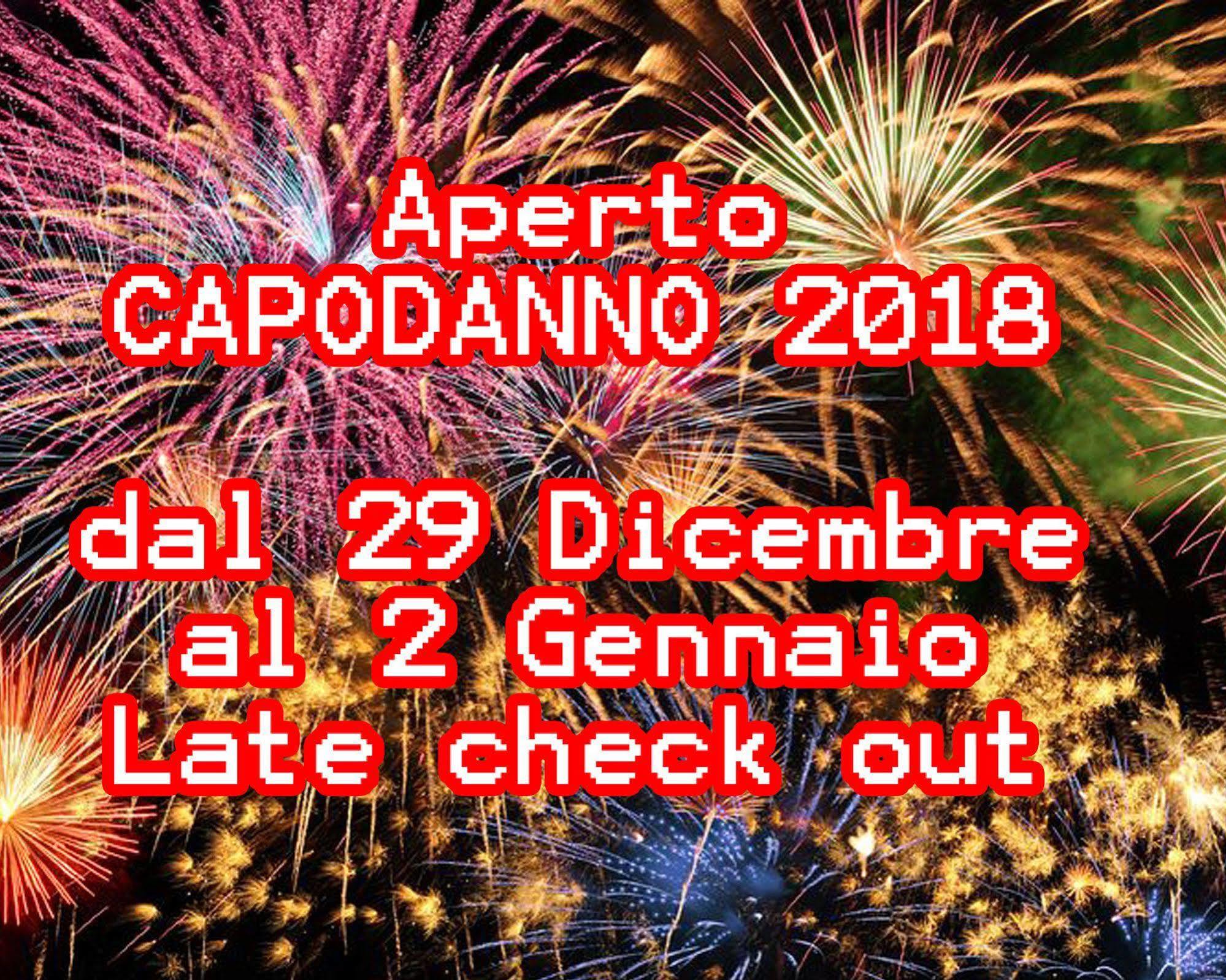 Hotel Caesar Bed And Breakfast Milano Marittima Exteriör bild